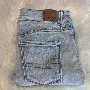 American Eagle Outfitters Light Wash Women's Jeans